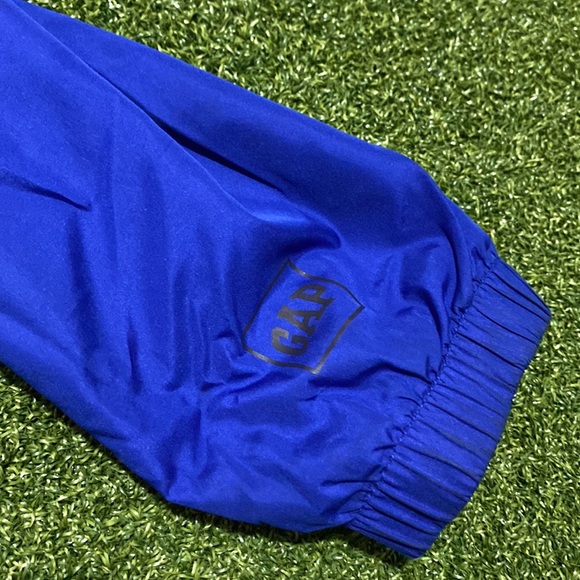 GAP Boys full zip rain/ spring jacket with hood zip pockets - Picture 4 of 7